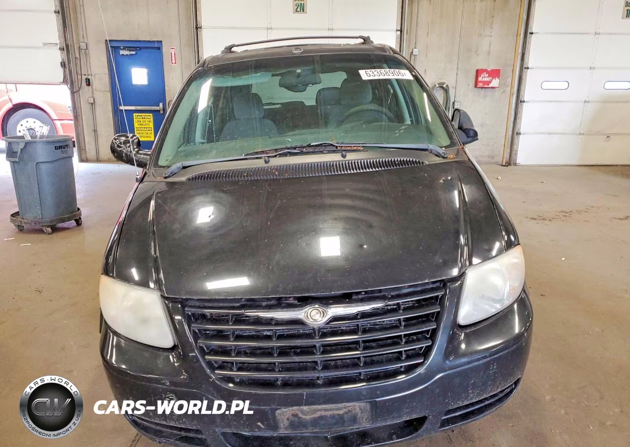 2006 Chrysler Town And Country Base VIN:1A4GP45R96B603884 - 5