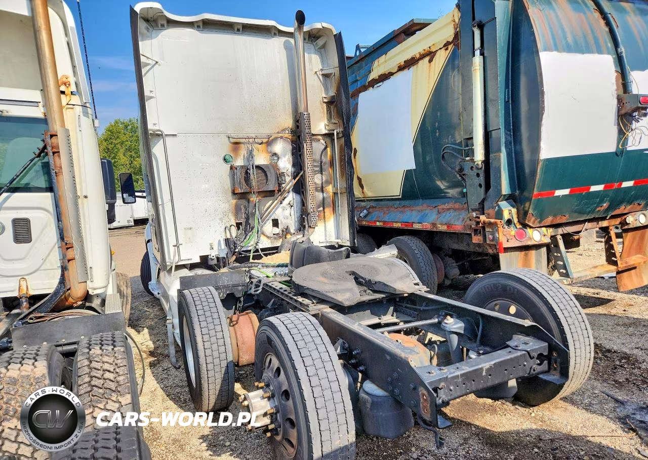 2016 Kenworth T680 Semi Truck VIN:1XKYDP9X3GJ481645 - 2