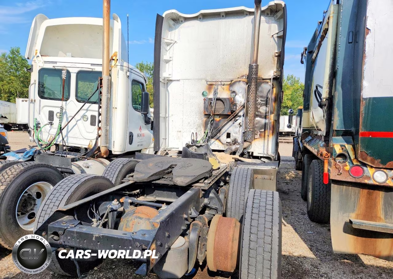 2016 Kenworth T680 Semi Truck VIN:1XKYDP9X3GJ481645 - 6
