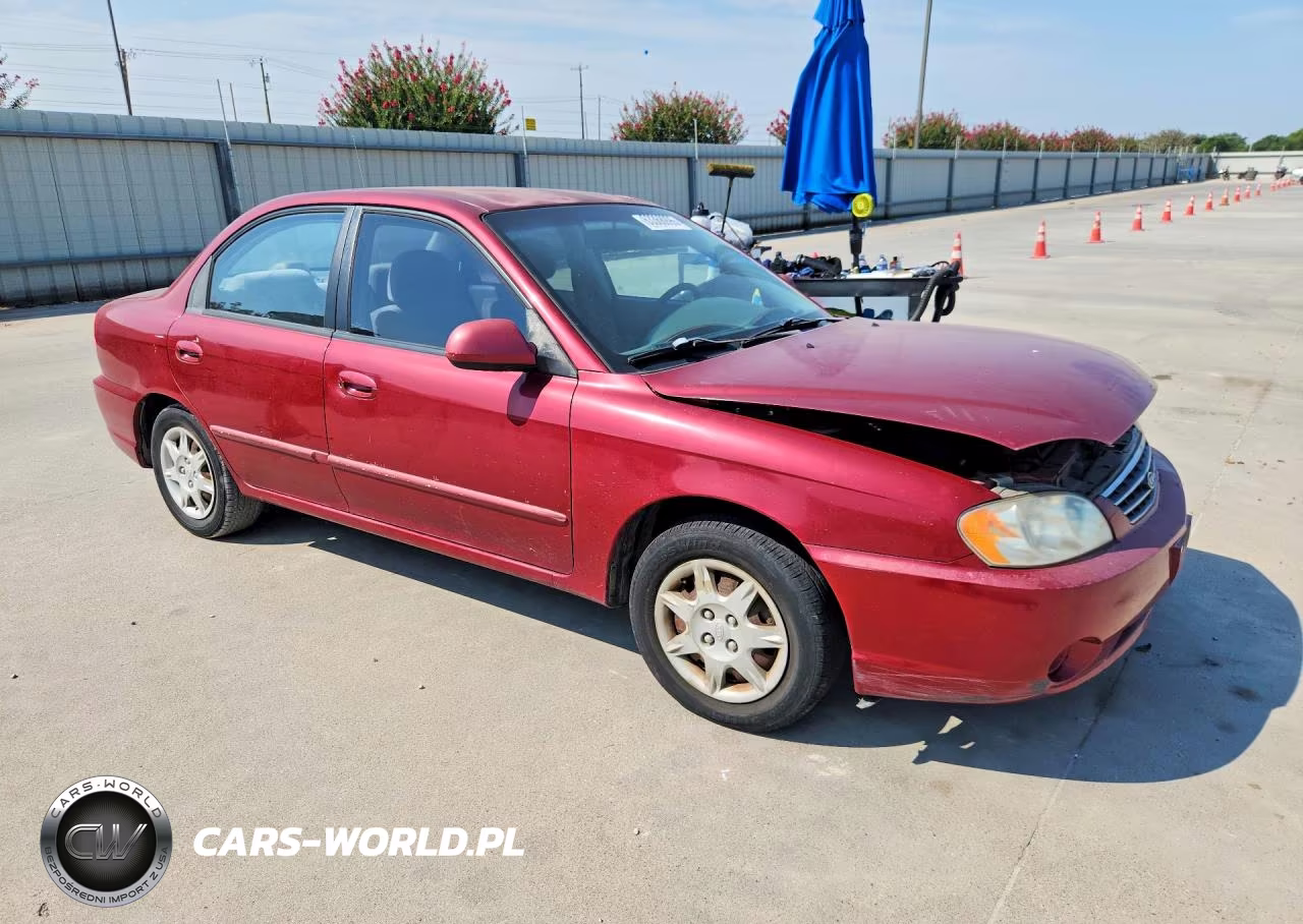 2004 Kia Spectra Base VIN:KNAFB121045303396 - 4
