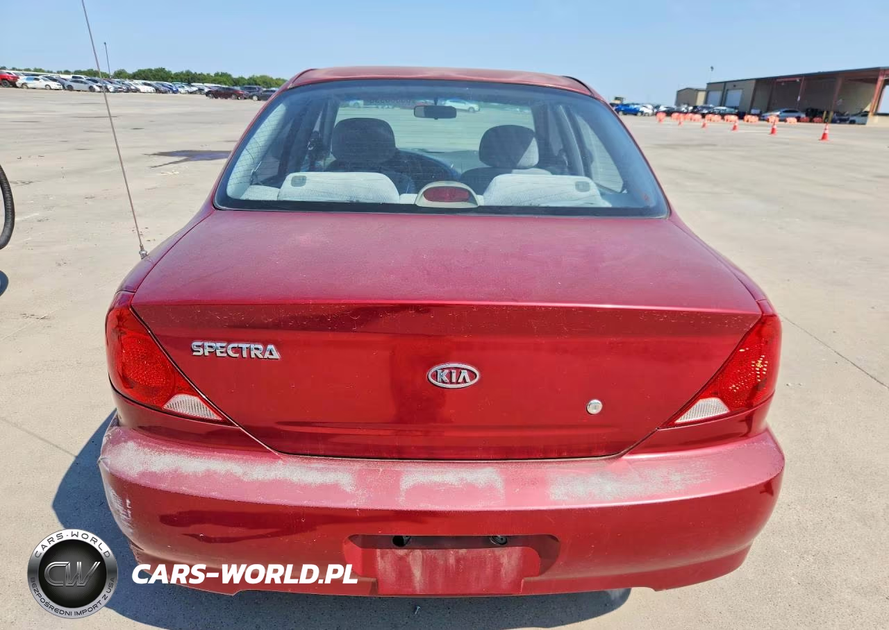 2004 Kia Spectra Base VIN:KNAFB121045303396 - 6