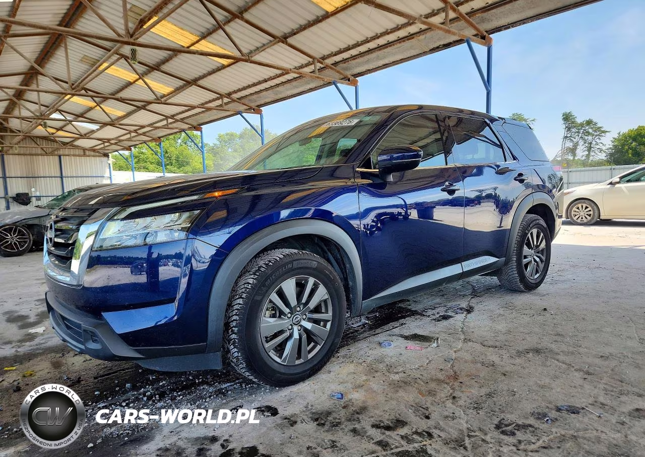 2022 Nissan Pathfinder S
