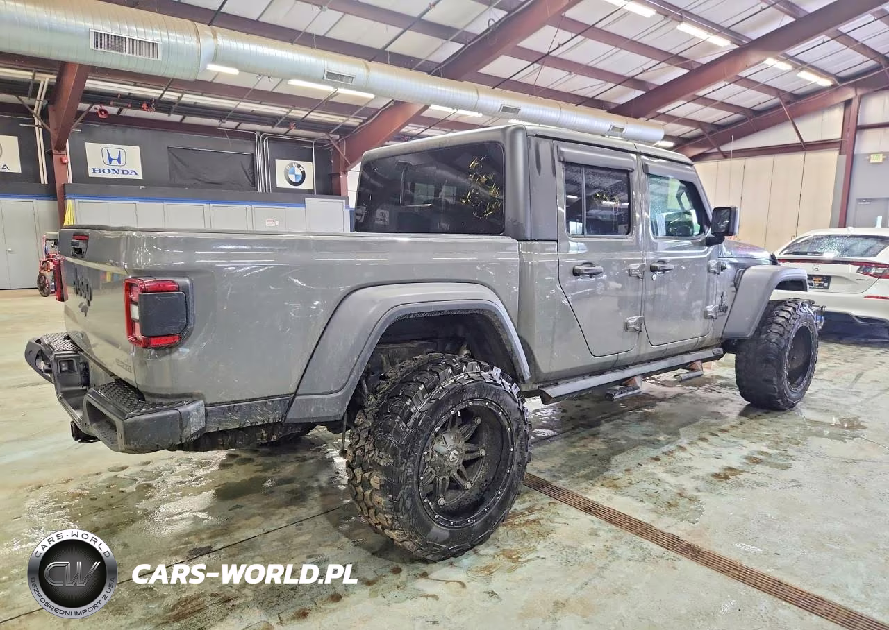 2020 Jeep Gladiator Sport VIN:1C6HJTAG4LL192269 - 3