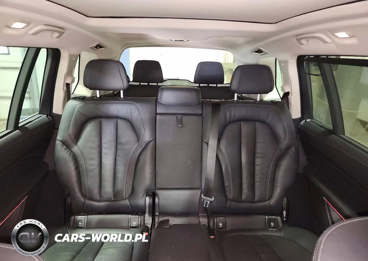 2020 BMW X7 xDrive40I VIN:5UXCW2C09L9B40312 - 10