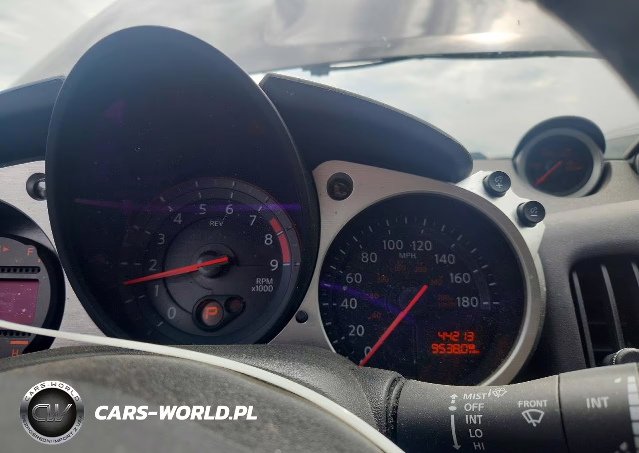 2019 Nissan 370Z Base VIN:JN1AZ4EH0KM421540 - 9