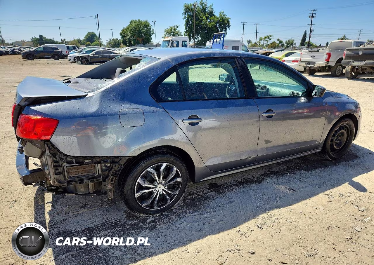 2012 Volkswagen Jetta Base VIN:3VW2K7AJ7CM394288 - 3