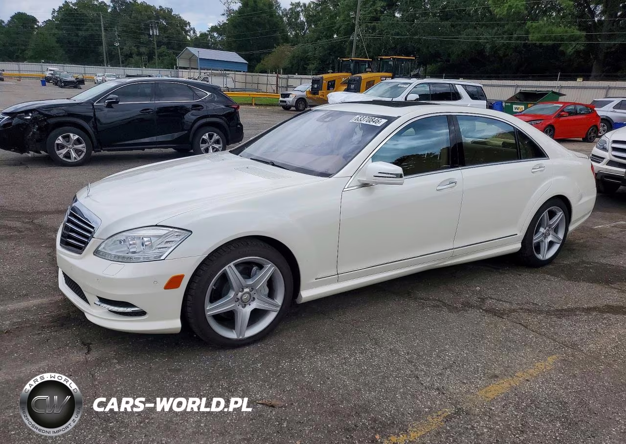 2010 Mercedes-Benz S 550