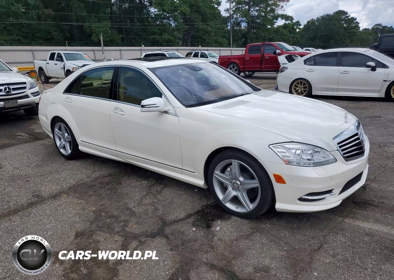 2010 Mercedes-Benz S 550 VIN:WDDNG7BB2AA328711 - 4