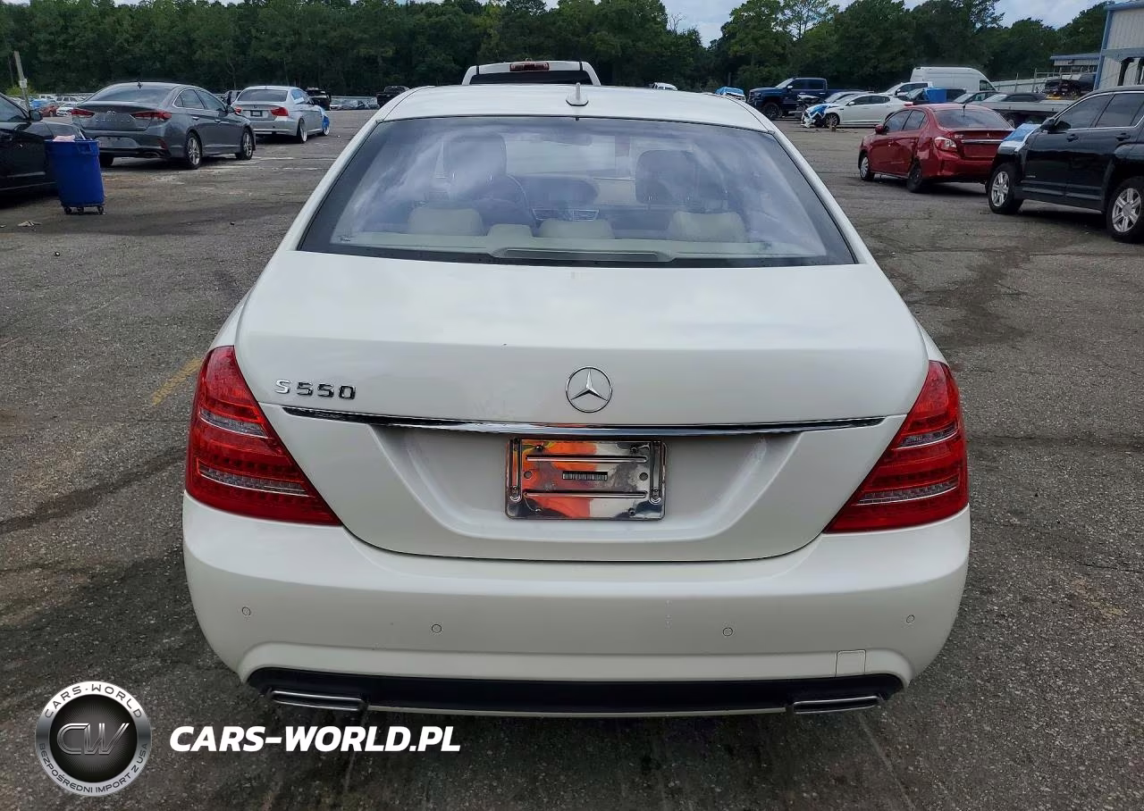 2010 Mercedes-Benz S 550 VIN:WDDNG7BB2AA328711 - 6