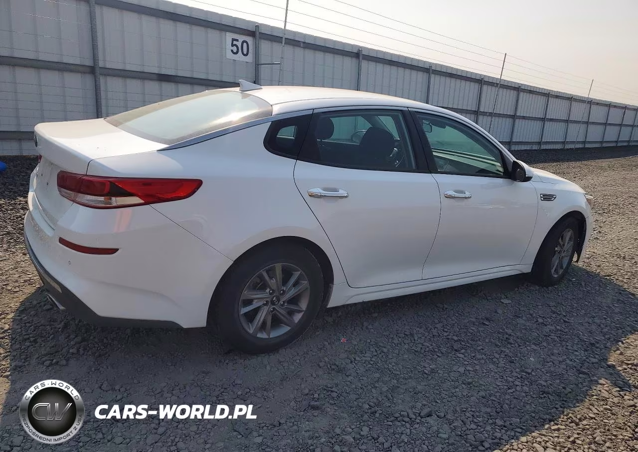 2019 Kia Optima Lx VIN:5XXGT4L39KG349517 - 3