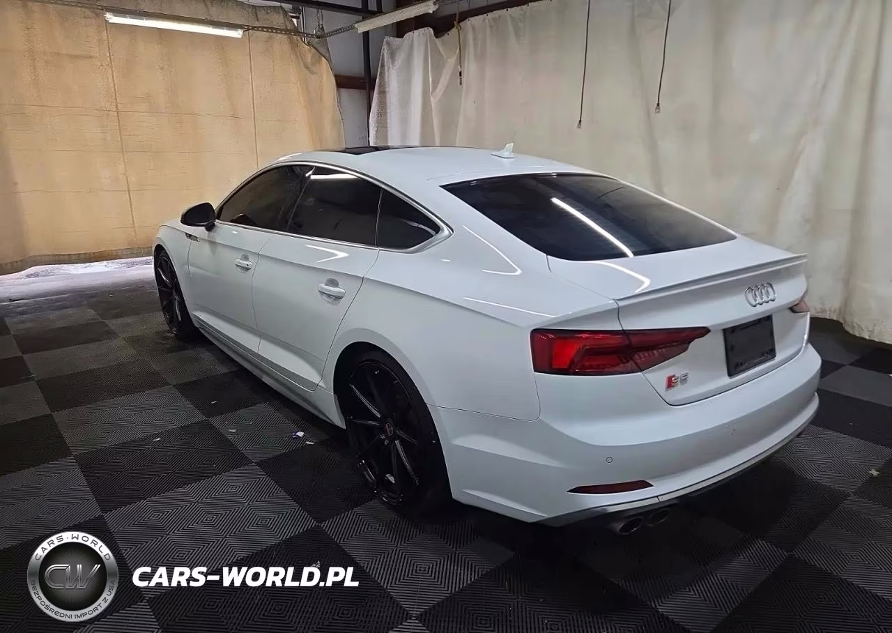 2018 Audi S5 Prestige VIN:WAUC4CF52JA039705 - 3