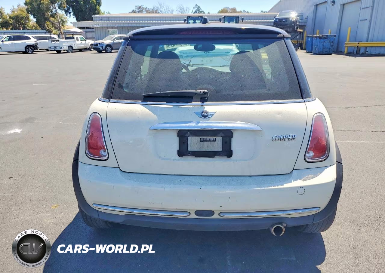 2005 Mini Cooper VIN:WMWRC334X5TJ68679 - 6