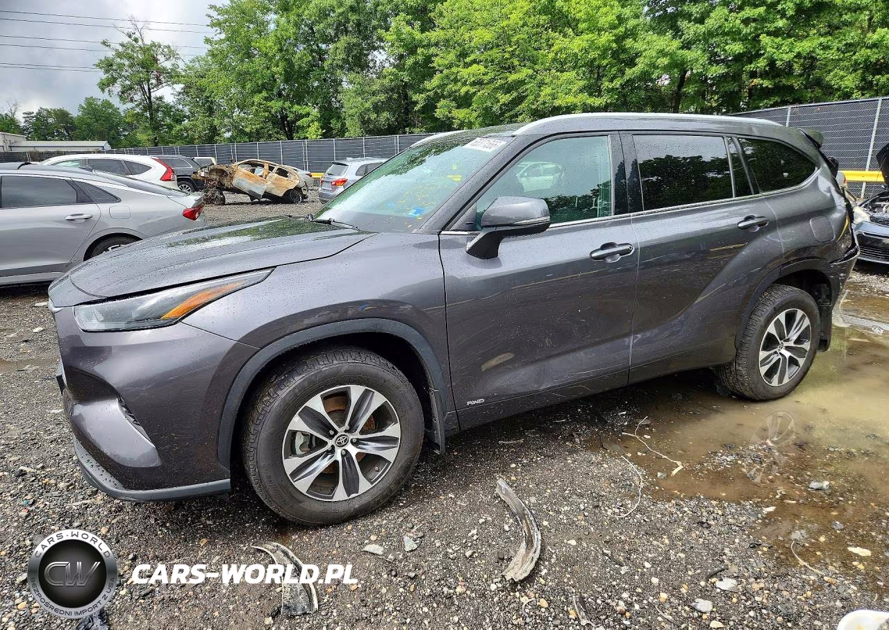 2022 Toyota Highlander Hybrid Xle – zdjęcie 1 z 13