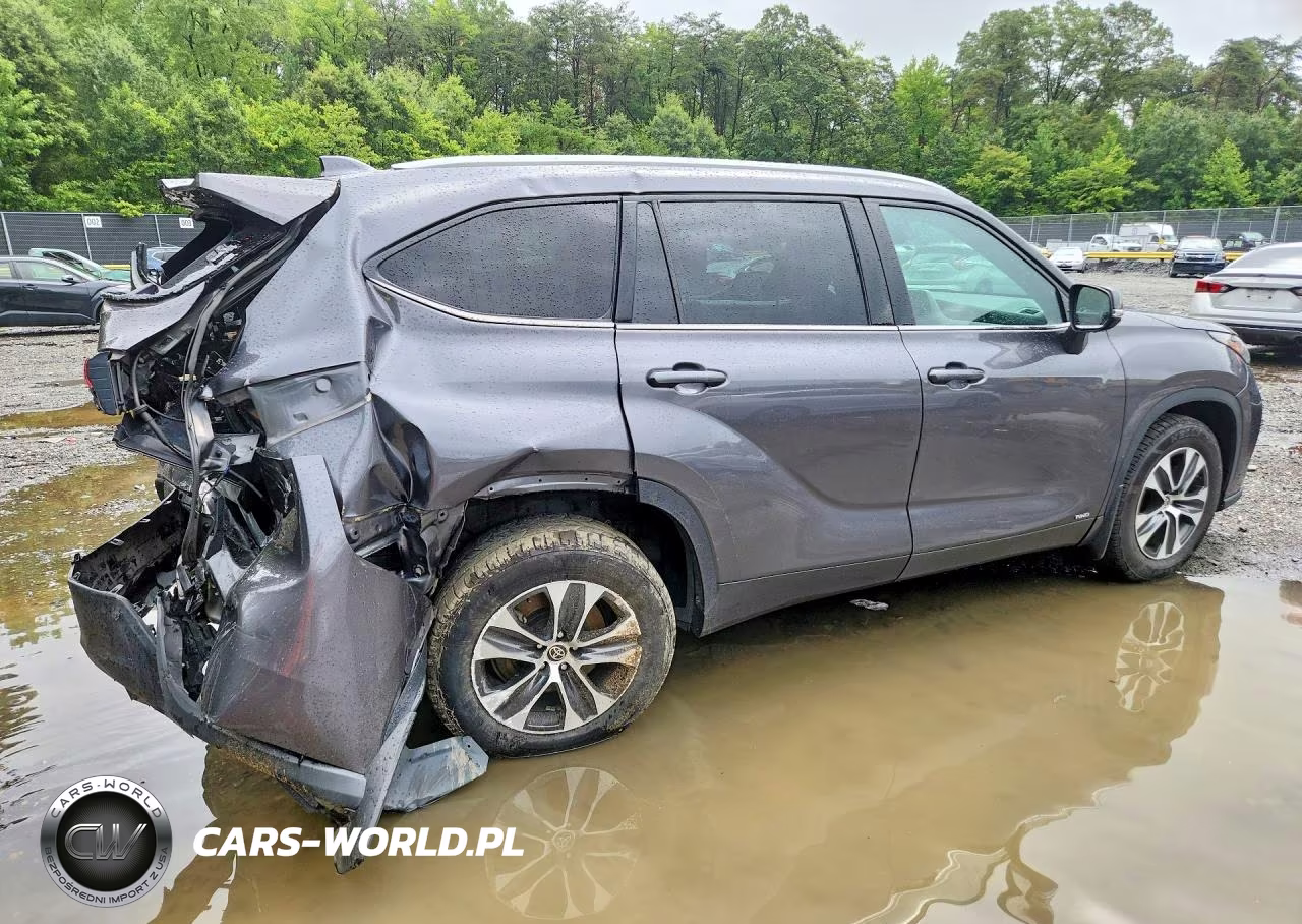 2022 Toyota Highlander Hybrid Xle VIN:5TDGBRCHXNS546212 - 3