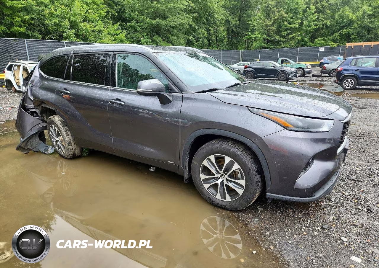 2022 Toyota Highlander Hybrid Xle VIN:5TDGBRCHXNS546212 - 4