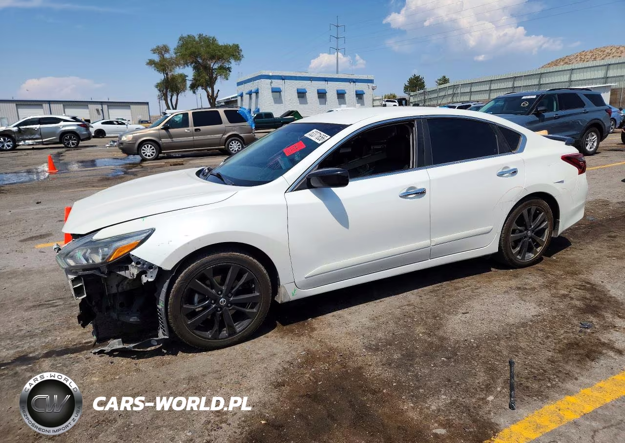 2018 Nissan Altima 2.5 Sr – zdjęcie 1 z 12