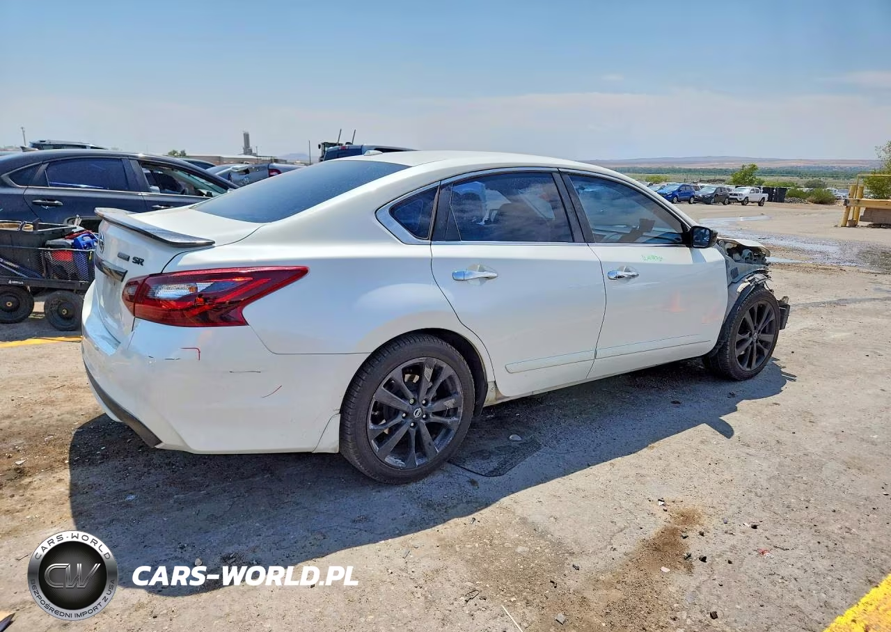 2018 Nissan Altima 2.5 Sr VIN:1N4AL3AP0JC258789 - 3