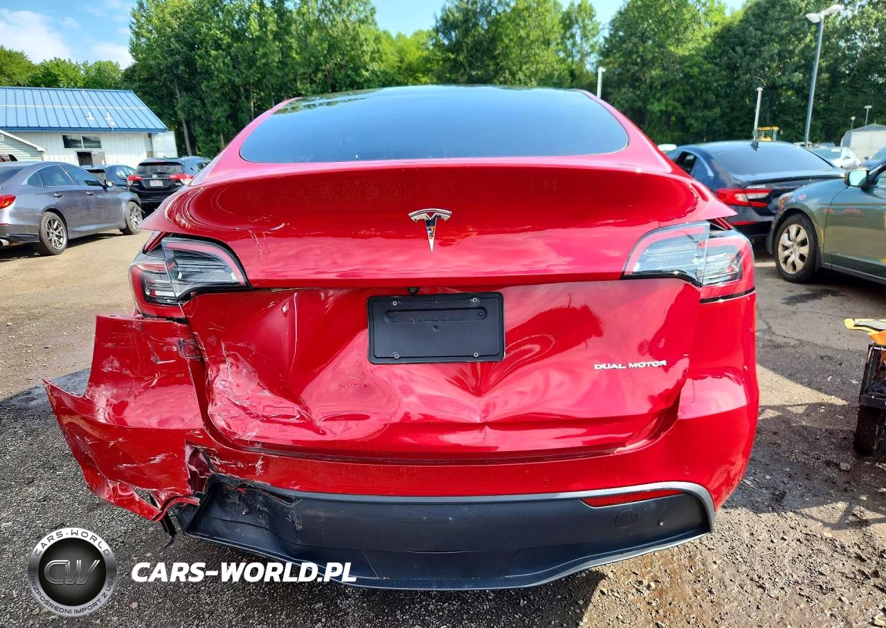 2020 Tesla Model Y VIN:5YJYGDEE7LF059790 - 6