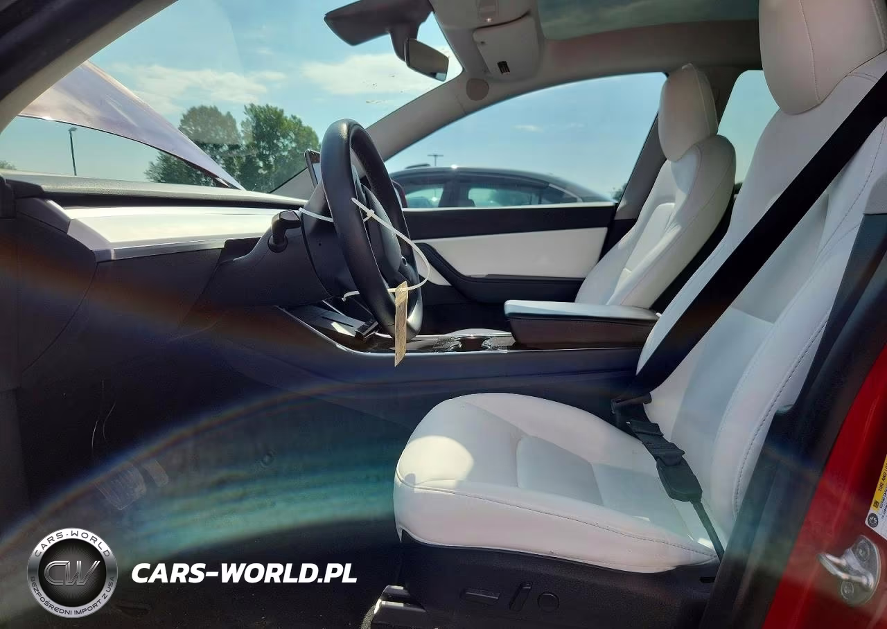 2020 Tesla Model Y VIN:5YJYGDEE7LF059790 - 7