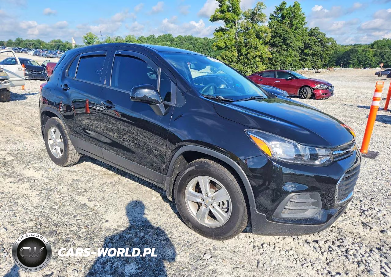 2022 Chevrolet Trax Ls VIN:KL7CJKSM1NB530511 - 4