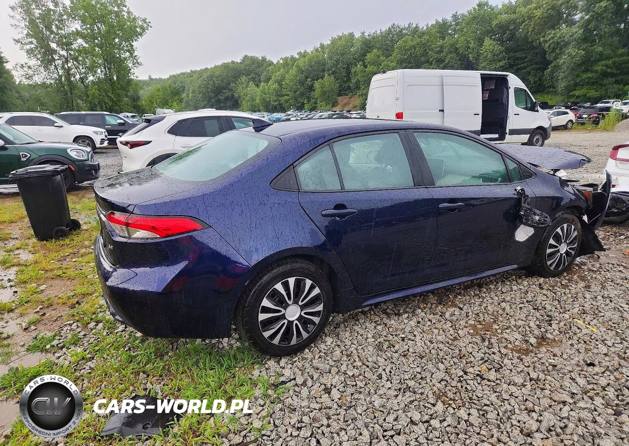 2020 Toyota Corolla Le VIN:5YFEPRAEXLP124691 - 3