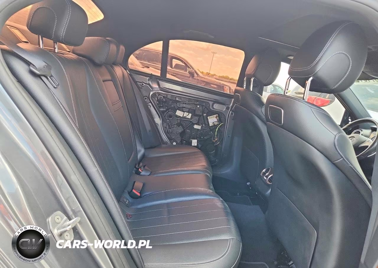 2018 Mercedes-Benz E 300 4Matic VIN:WDDZF4KB7JA390947 - 10