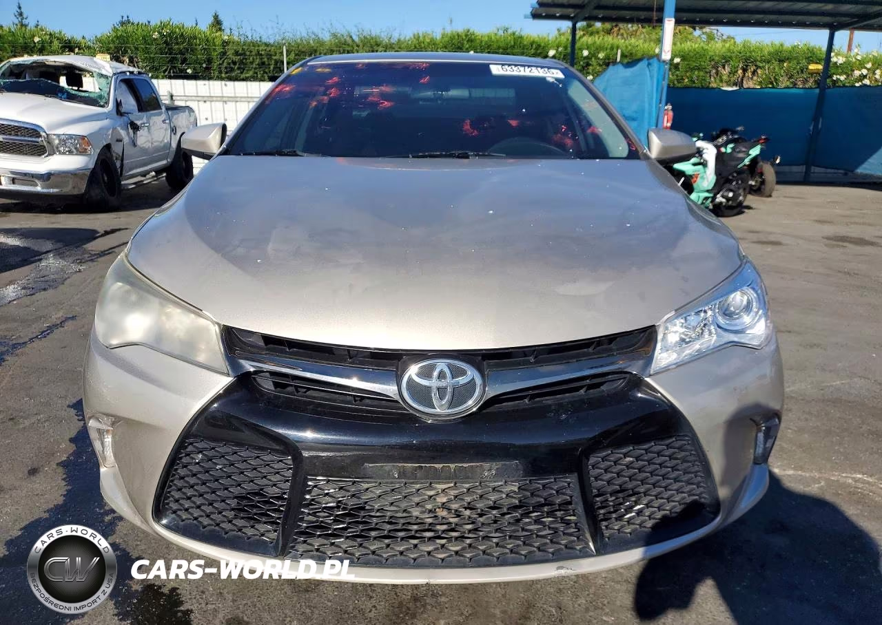 2017 Toyota Camry Se VIN:4T1BF1FK9HU293824 - 5