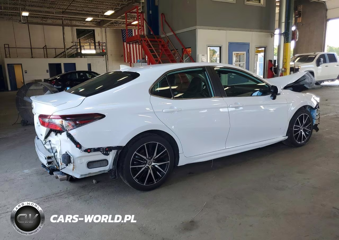 2023 Toyota Camry Se VIN:4T1S11AK3PU832717 - 3