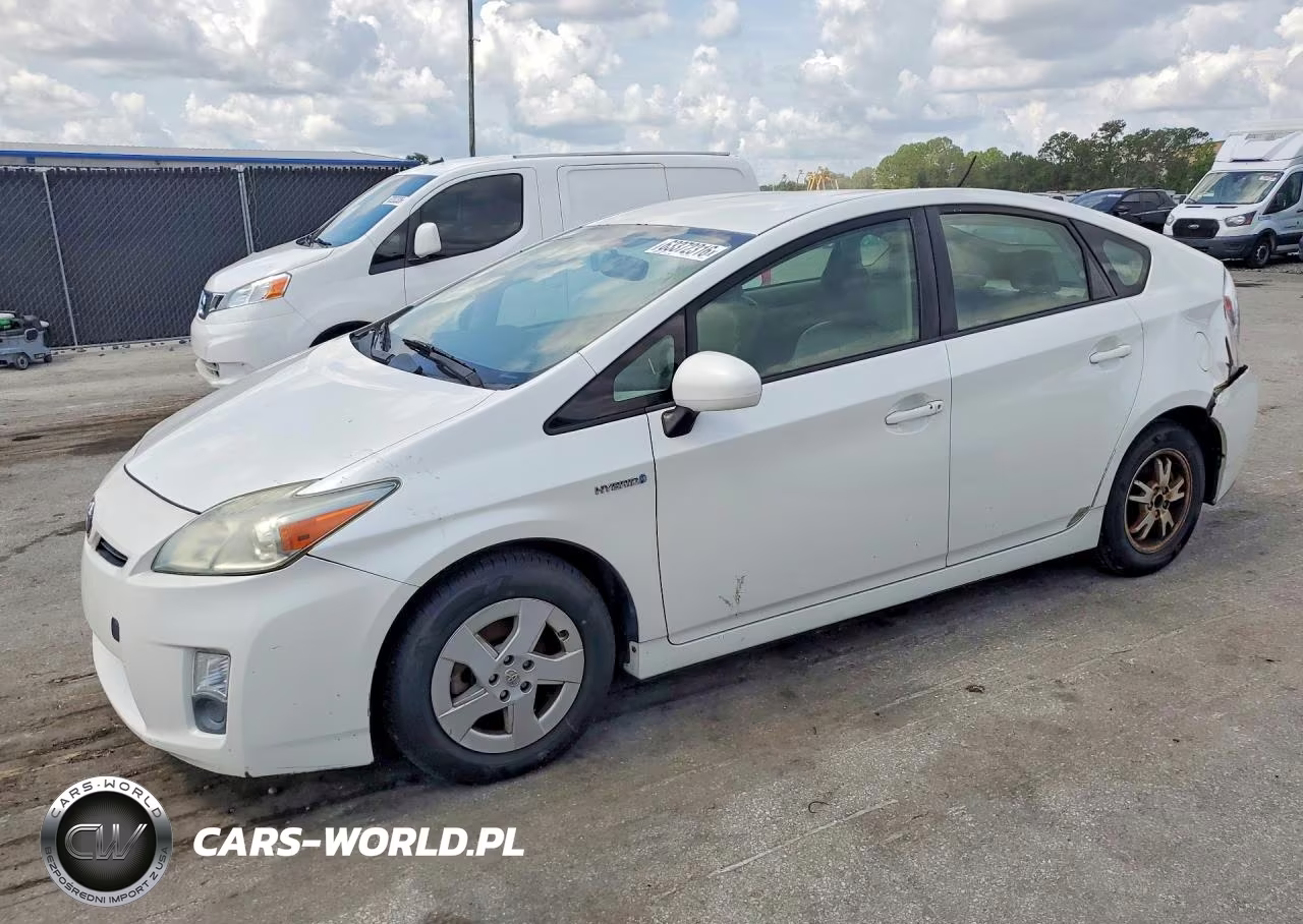 2010 Toyota Prius Iv – zdjęcie 1 z 12