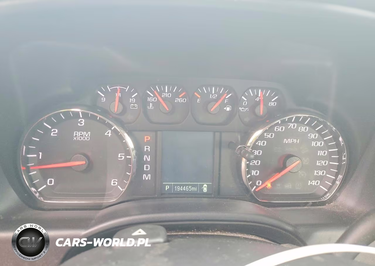 2015 Chevrolet Silverado C1500 VIN:1GCRCPEH9FZ348793 - 9
