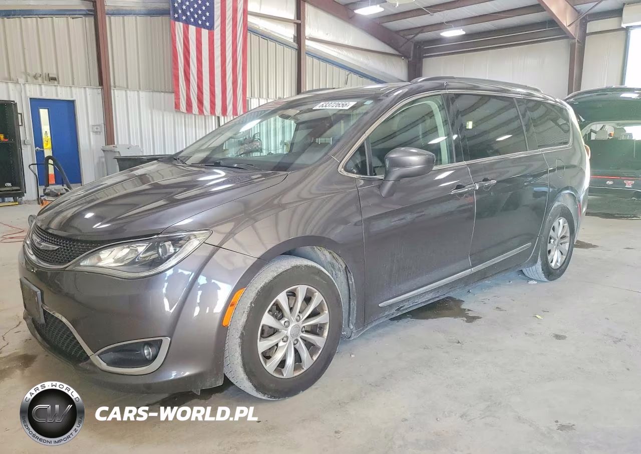 2017 Chrysler Pacifica – zdjęcie 1 z 13