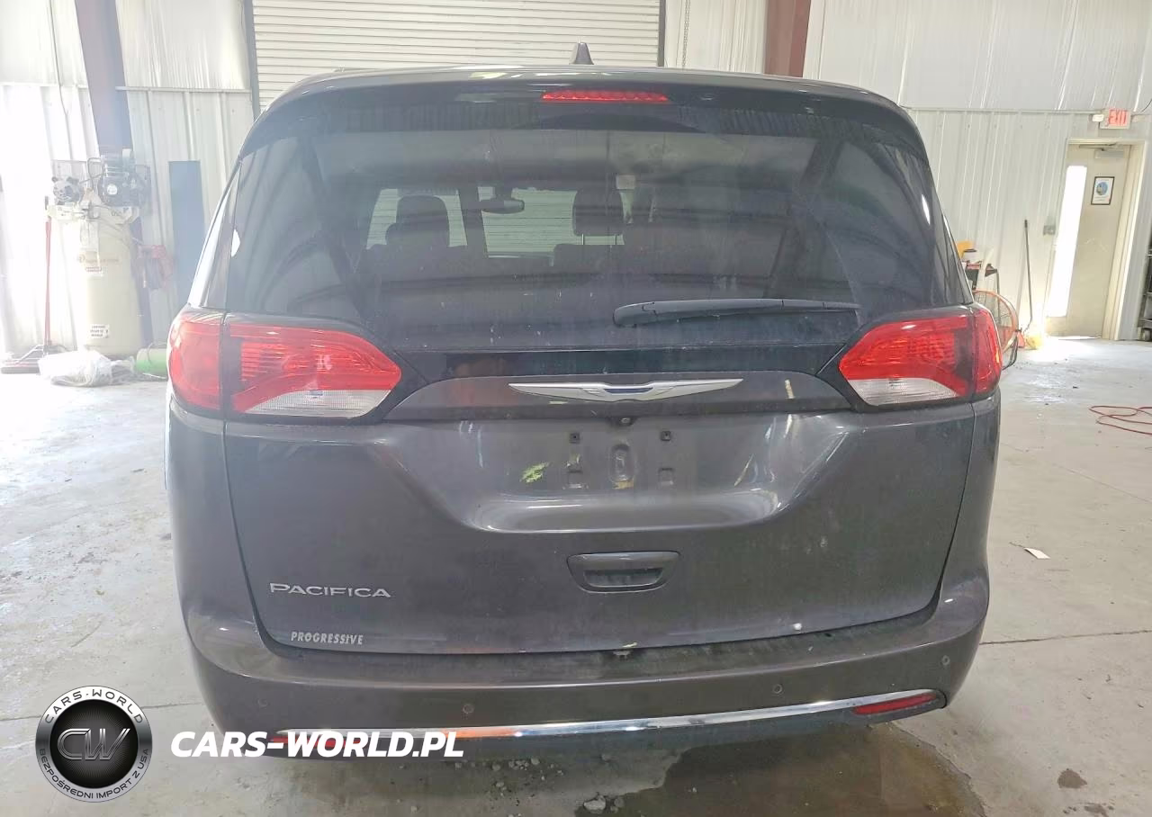 2017 Chrysler Pacifica VIN:2C4RC1BG8HR821279 - 6