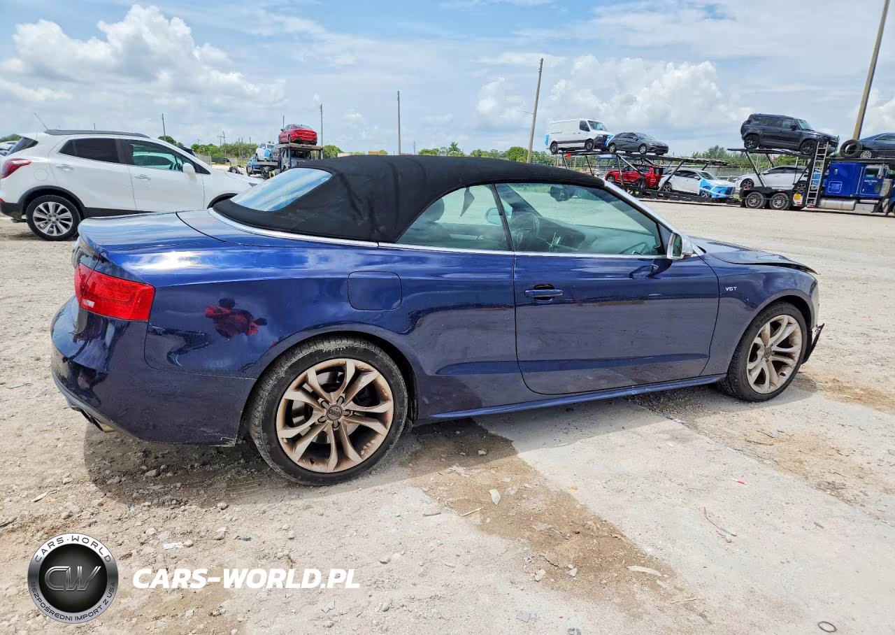 2013 Audi S5 Premium Plus VIN:WAUCGAFH4DN008510 - 3