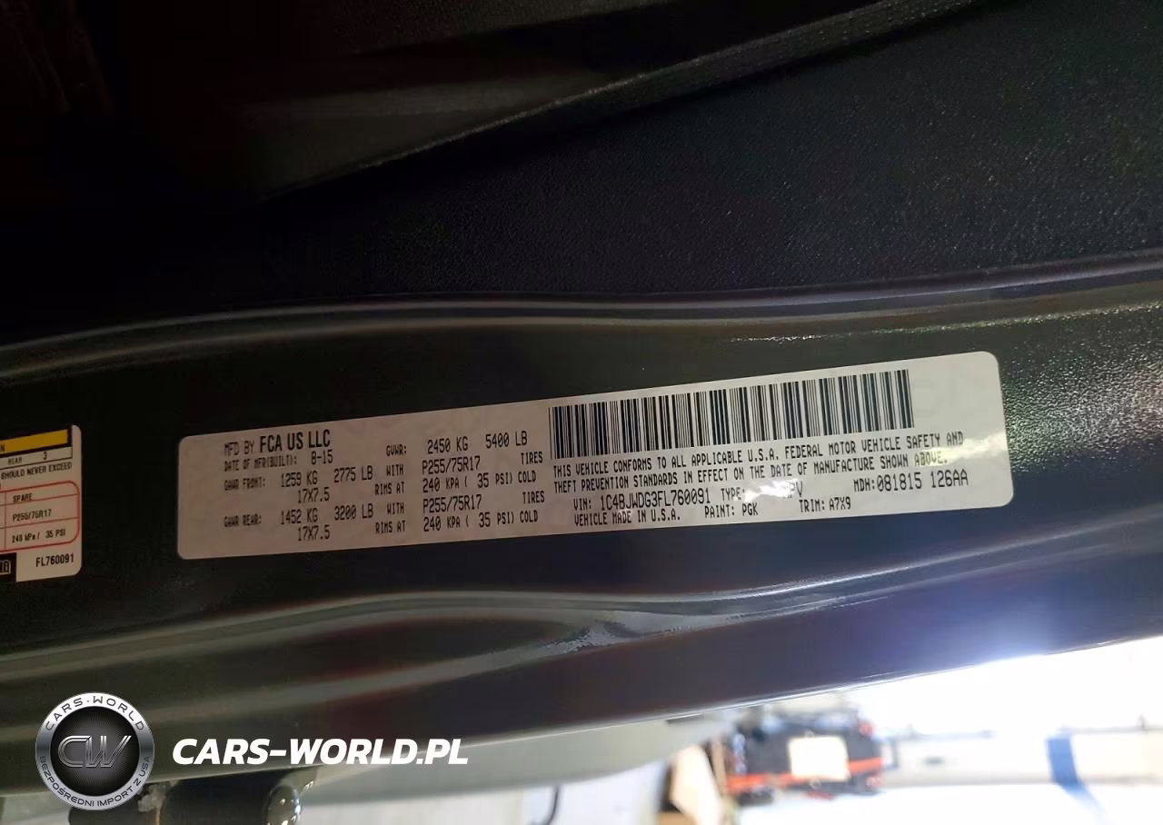 2015 Jeep Wrangler Unlimited Sport VIN:1C4BJWDG3FL760091 - 13