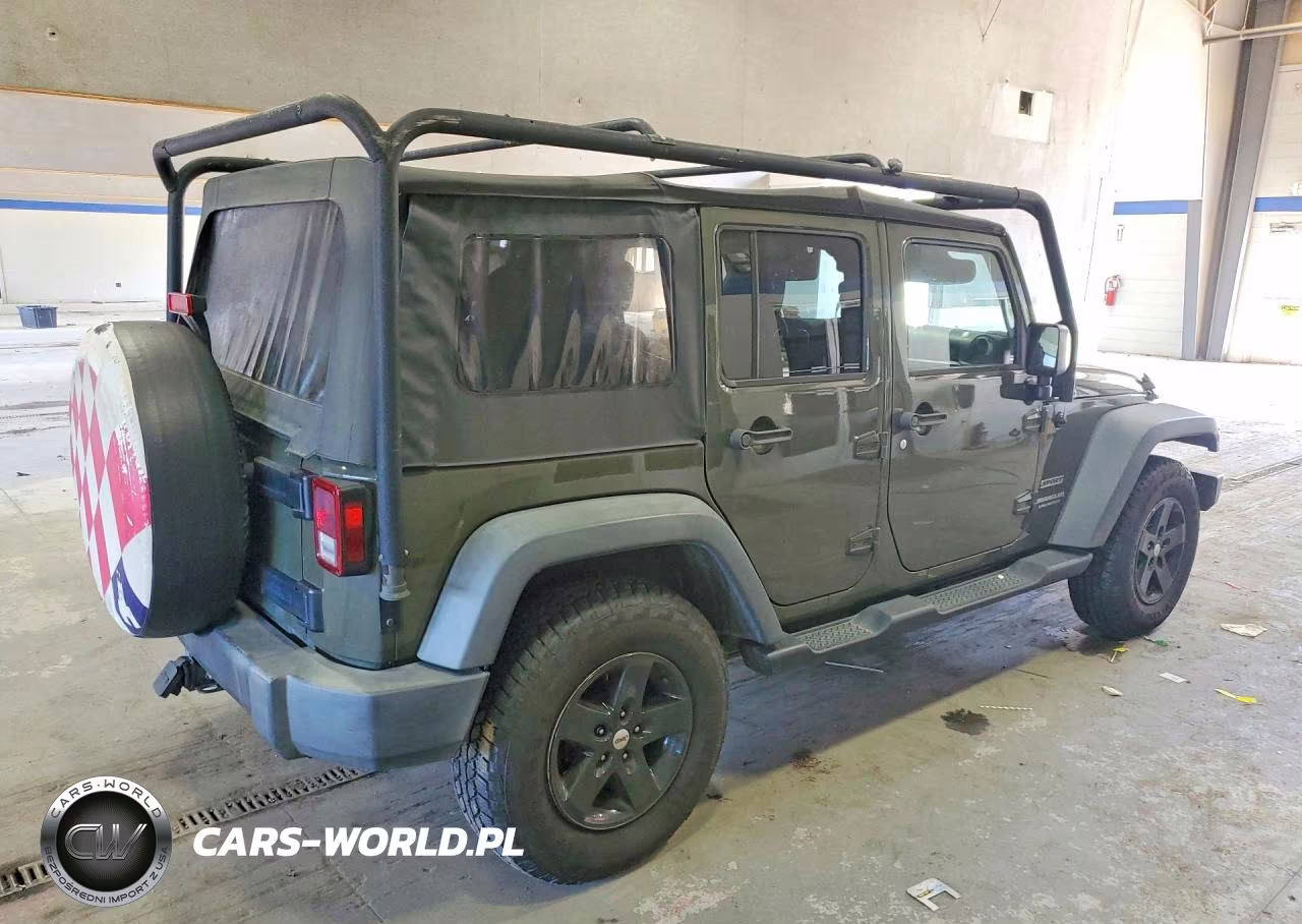 2015 Jeep Wrangler Unlimited Sport VIN:1C4BJWDG3FL760091 - 3