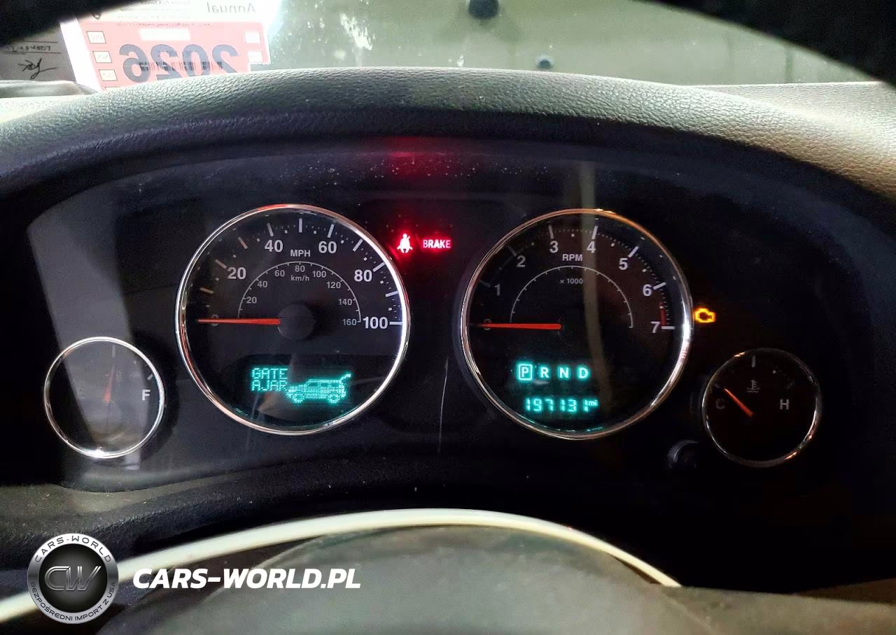 2015 Jeep Wrangler Unlimited Sport VIN:1C4BJWDG3FL760091 - 9