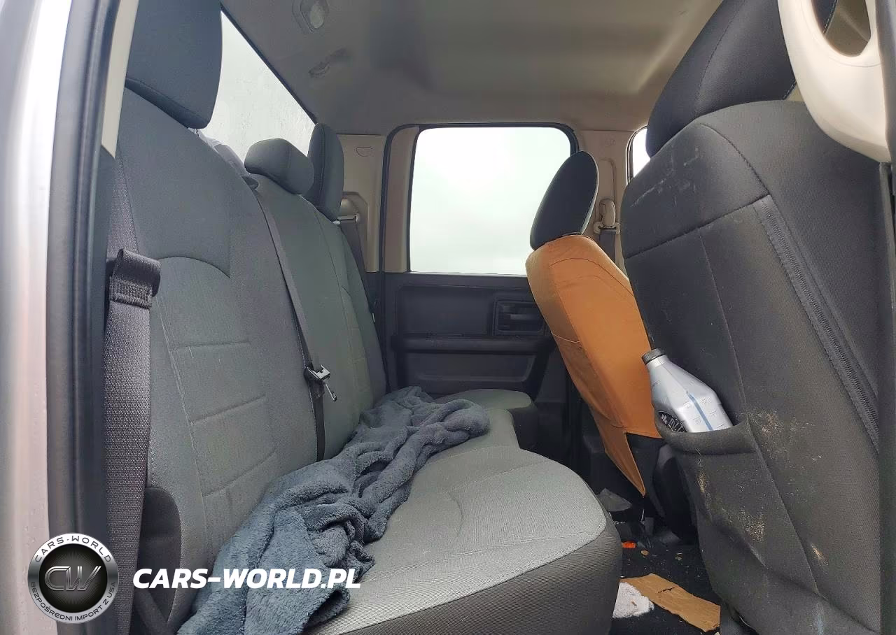 2021 Ram 1500 Classic Tradesman VIN:1C6RR6FG7MS504017 - 10