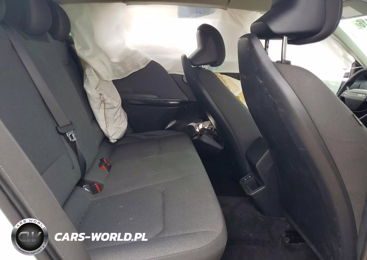 2025 Kia K4 Lx VIN:3KPFT4DE0SE004848 - 10