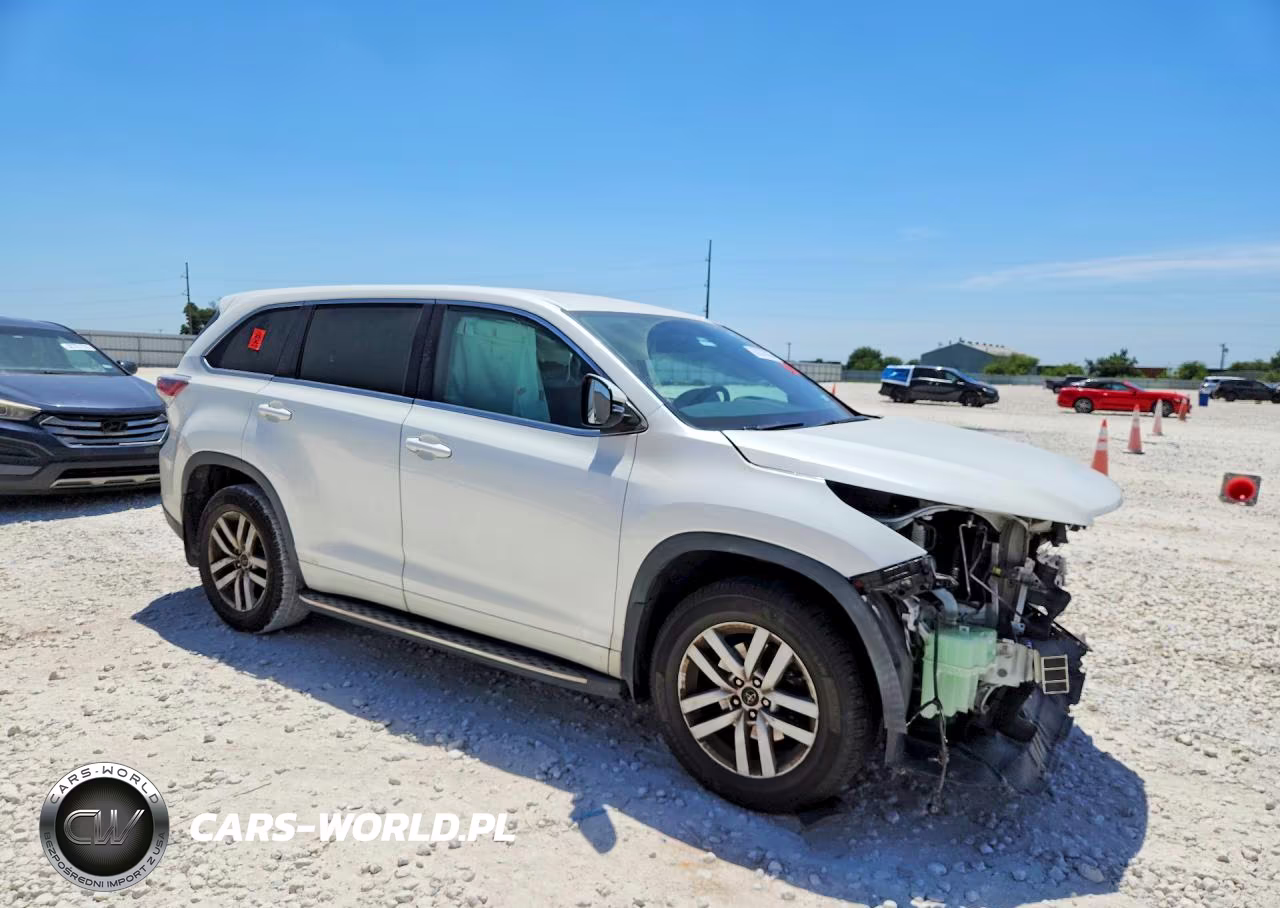 2016 Toyota Highlander Le VIN:5TDZARFH6GS021268 - 4