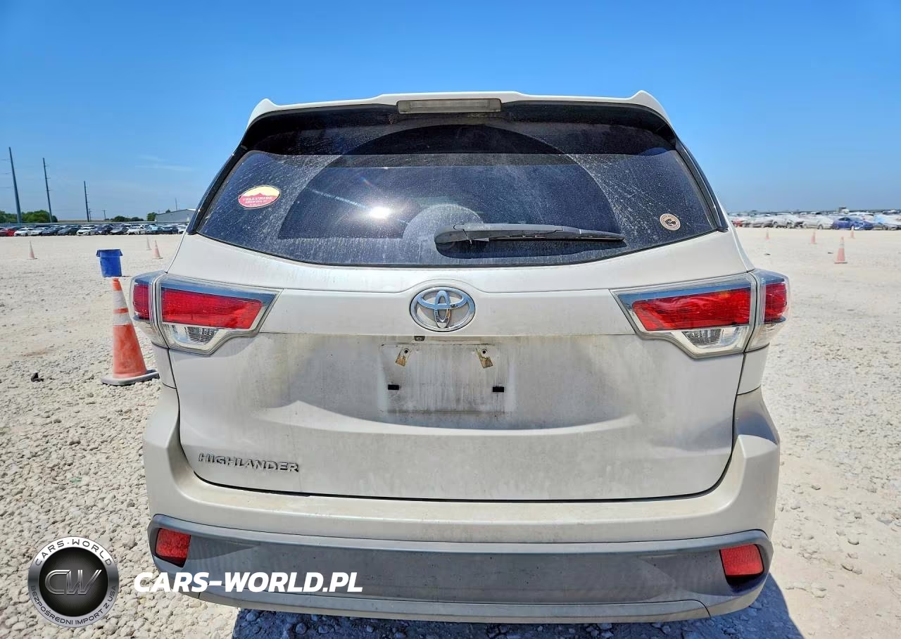 2016 Toyota Highlander Le VIN:5TDZARFH6GS021268 - 6