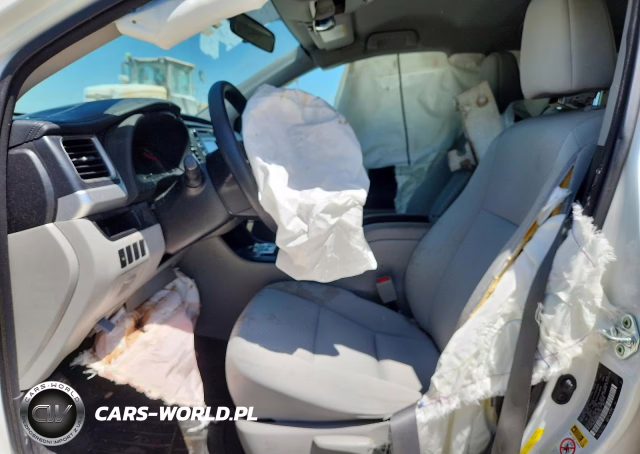 2016 Toyota Highlander Le VIN:5TDZARFH6GS021268 - 7