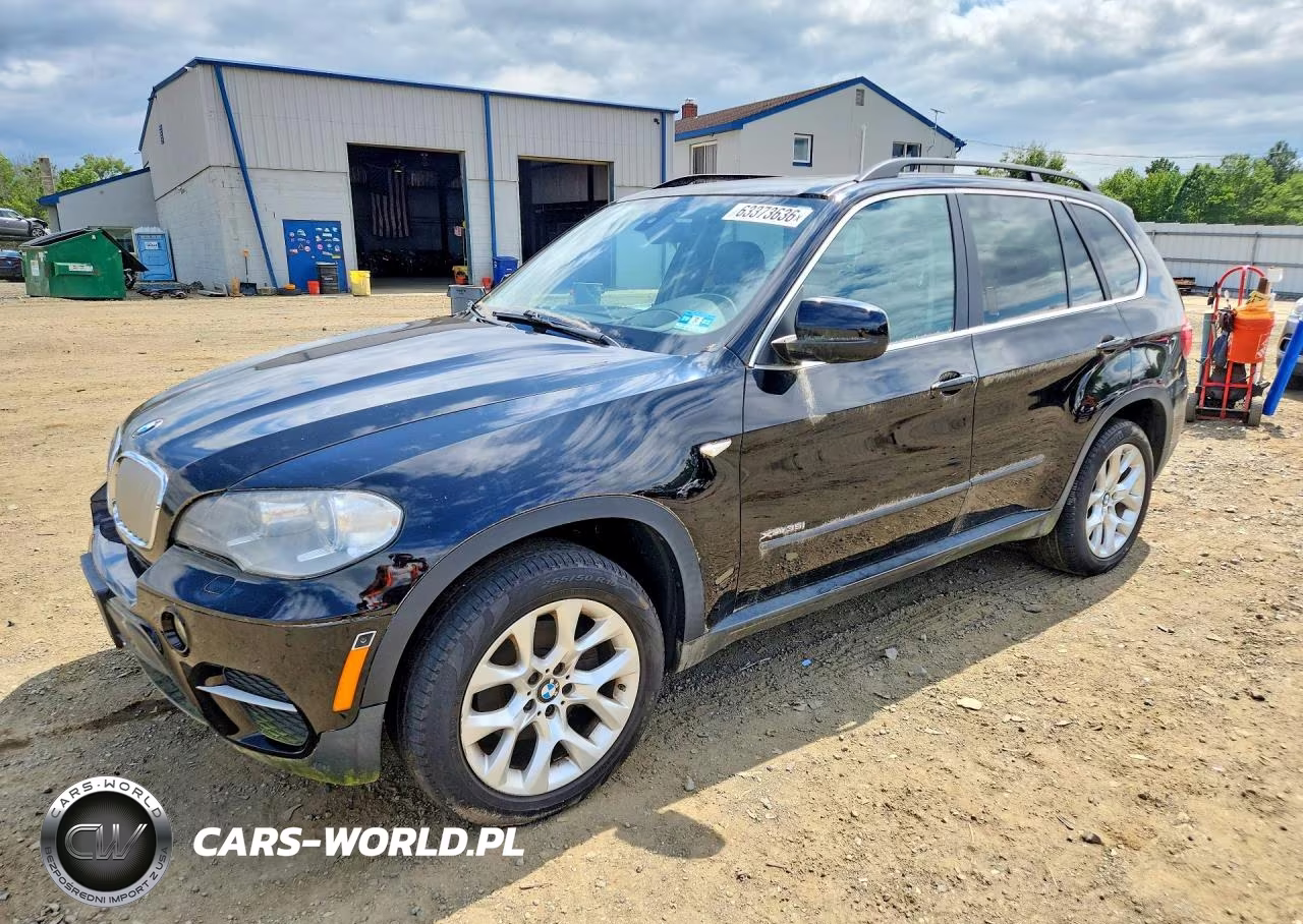2013 BMW X5 xDrive35I – zdjęcie 1 z 13