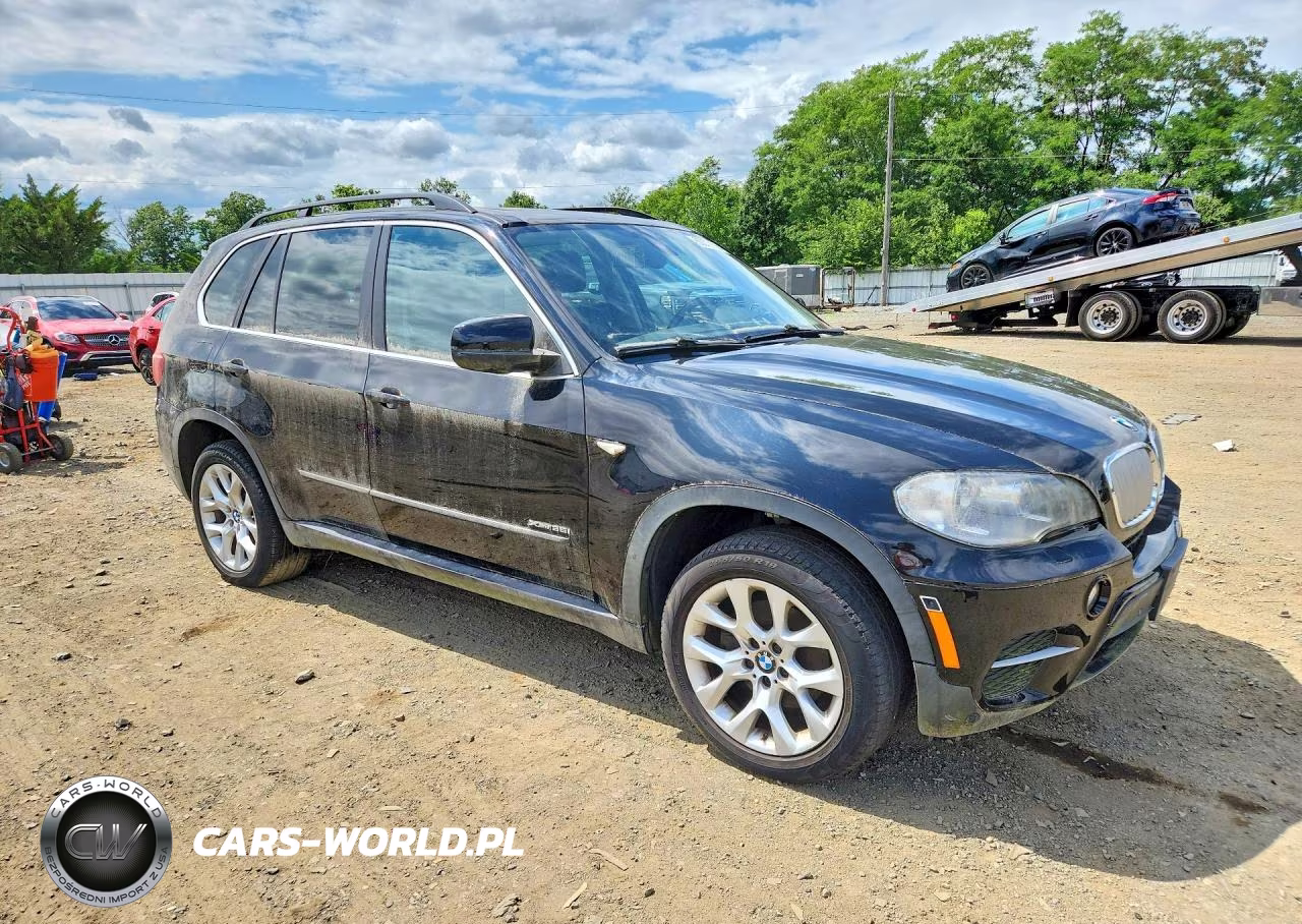 2013 BMW X5 xDrive35I VIN:5UXZV4C56D0B24093 - 4
