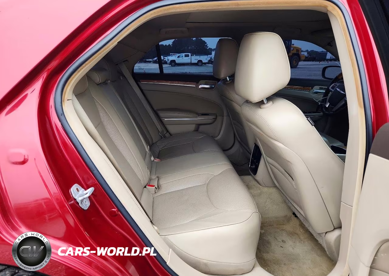 2012 Chrysler 300 Limited VIN:2C3CCACG9CH135100 - 10