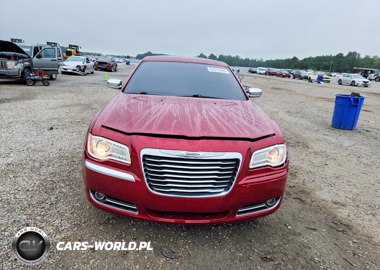 2012 Chrysler 300 Limited VIN:2C3CCACG9CH135100 - 5