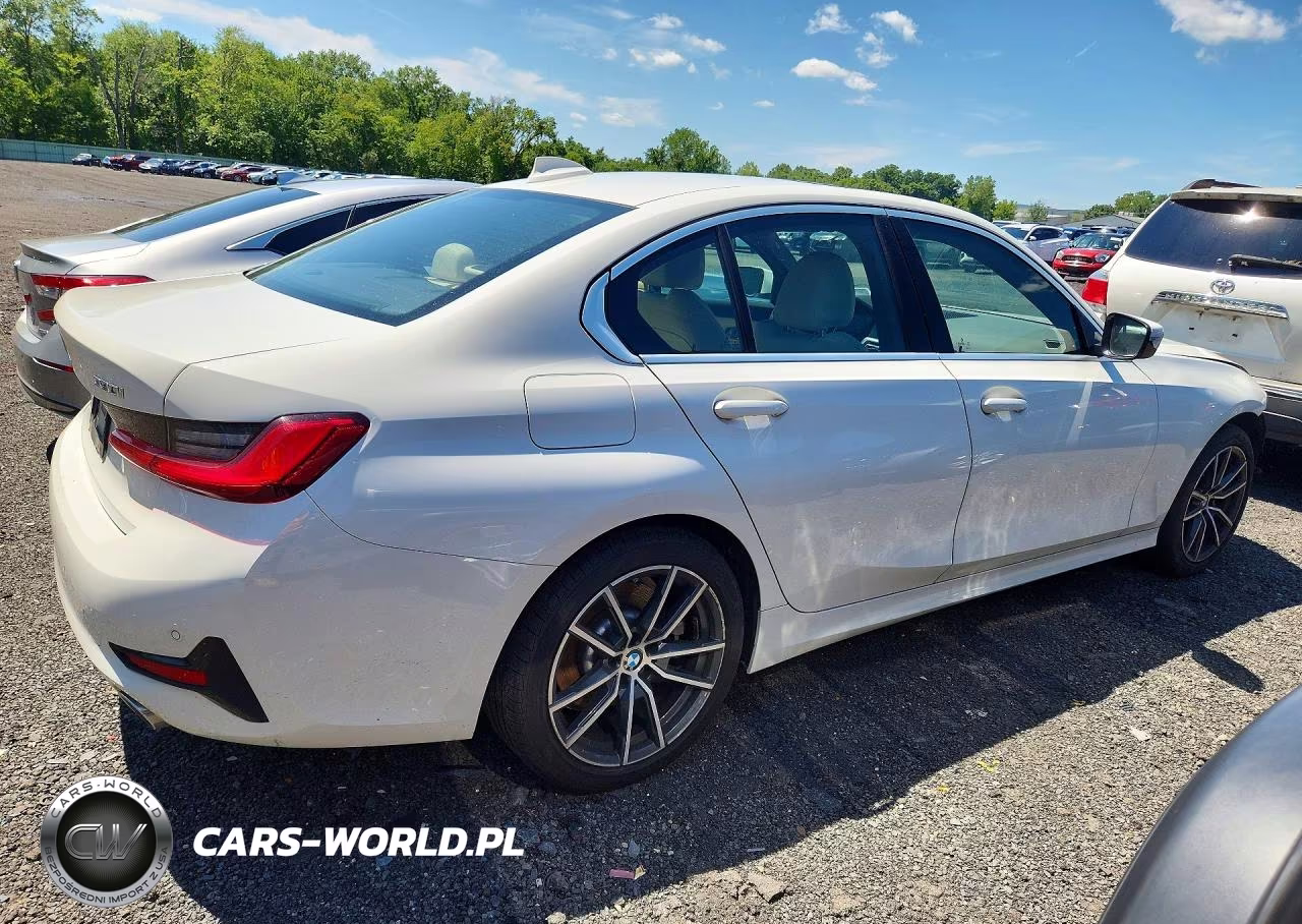 2020 BMW 330Xi VIN:3MW5R7J07L8B08321 - 3