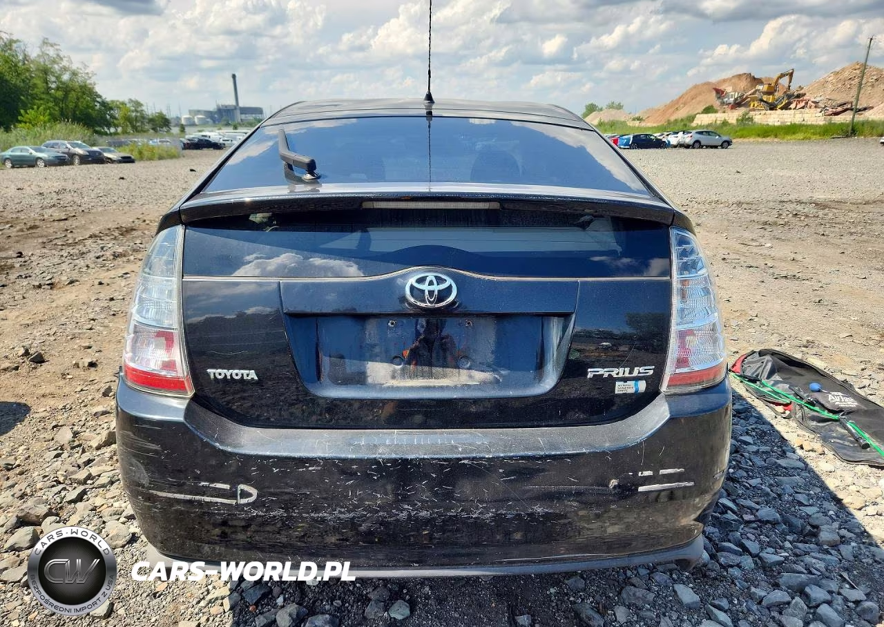 2004 Toyota Prius Base VIN:JTDKB20U240107252 - 6