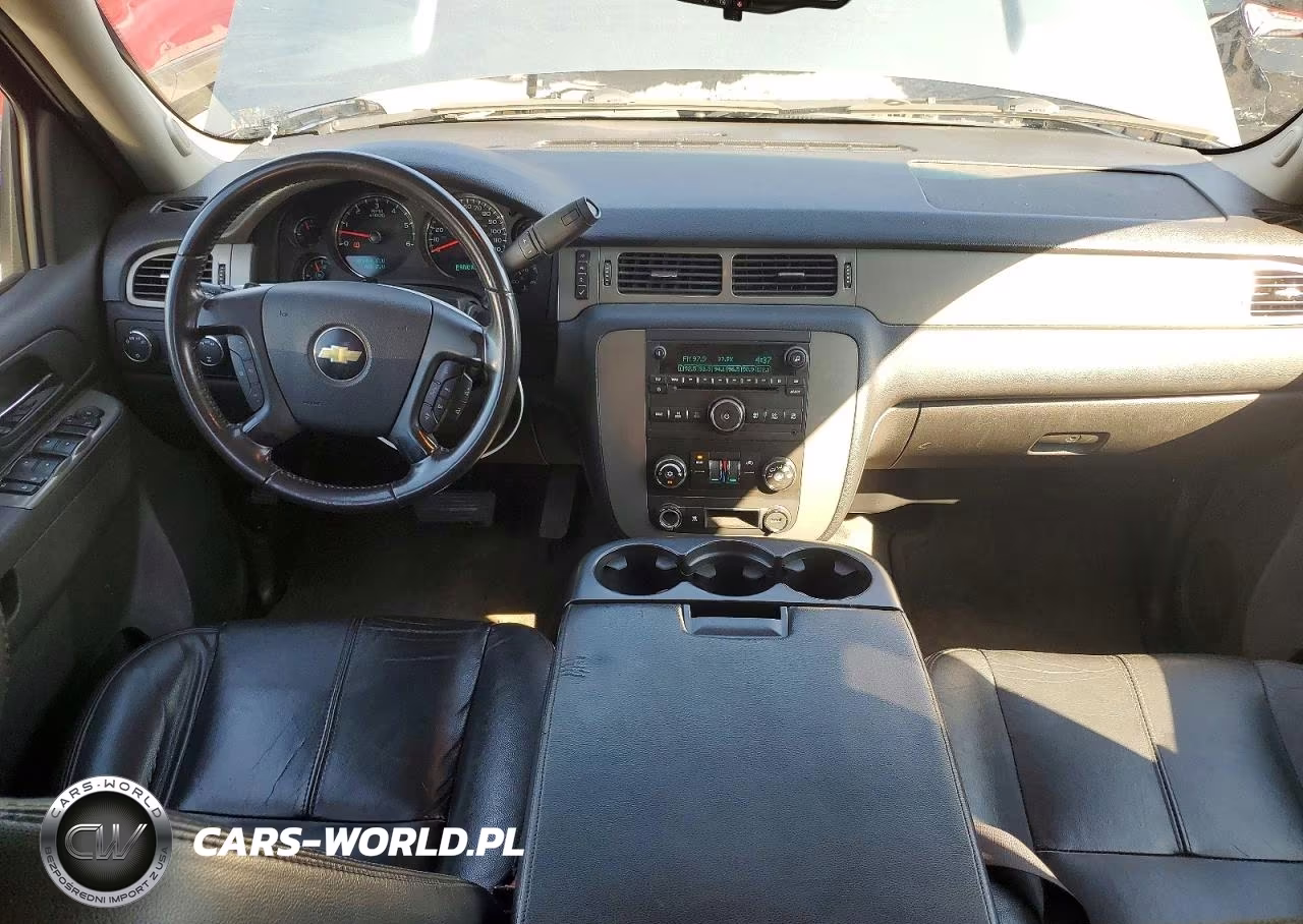 2010 Chevrolet Suburban K1500 Ls VIN:1GNUKHE31AR212312 - 8