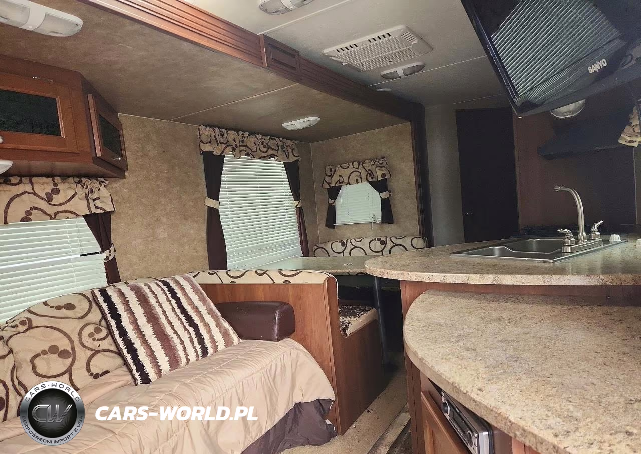 2014 Cross Roads Z-1 Camper VIN:4V0TC2925EJ002709 - 5