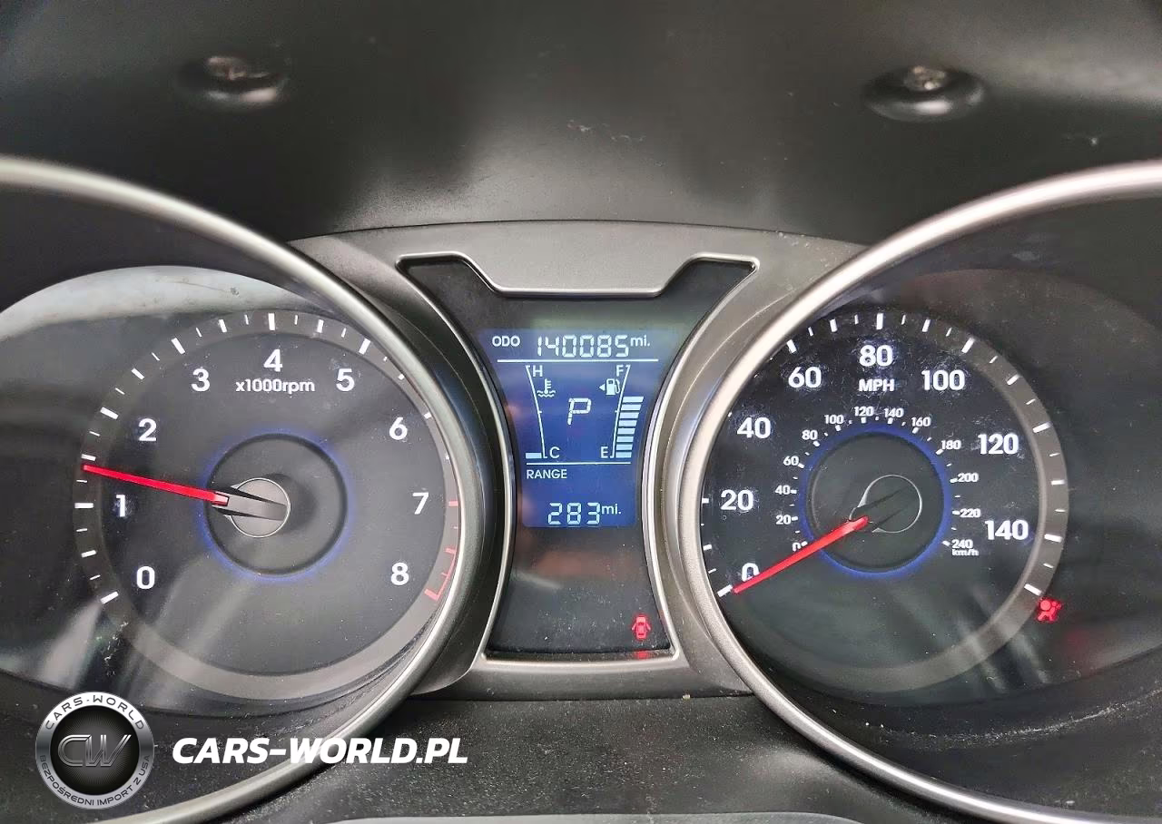 2013 Hyundai Veloster Base VIN:KMHTC6AD4DU094015 - 9